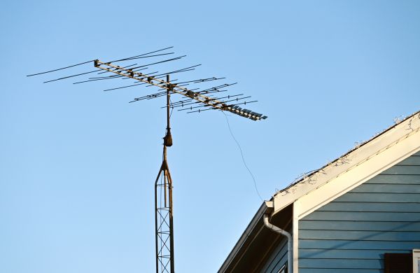 TV Antenna Mounting Service